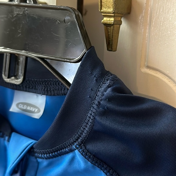 LIKE NEW OLD NAVY SWIM ONSIE. Size 6-12 M. Blue/grey. VG/EXCELLENT CONDITION. - Picture 9 of 10